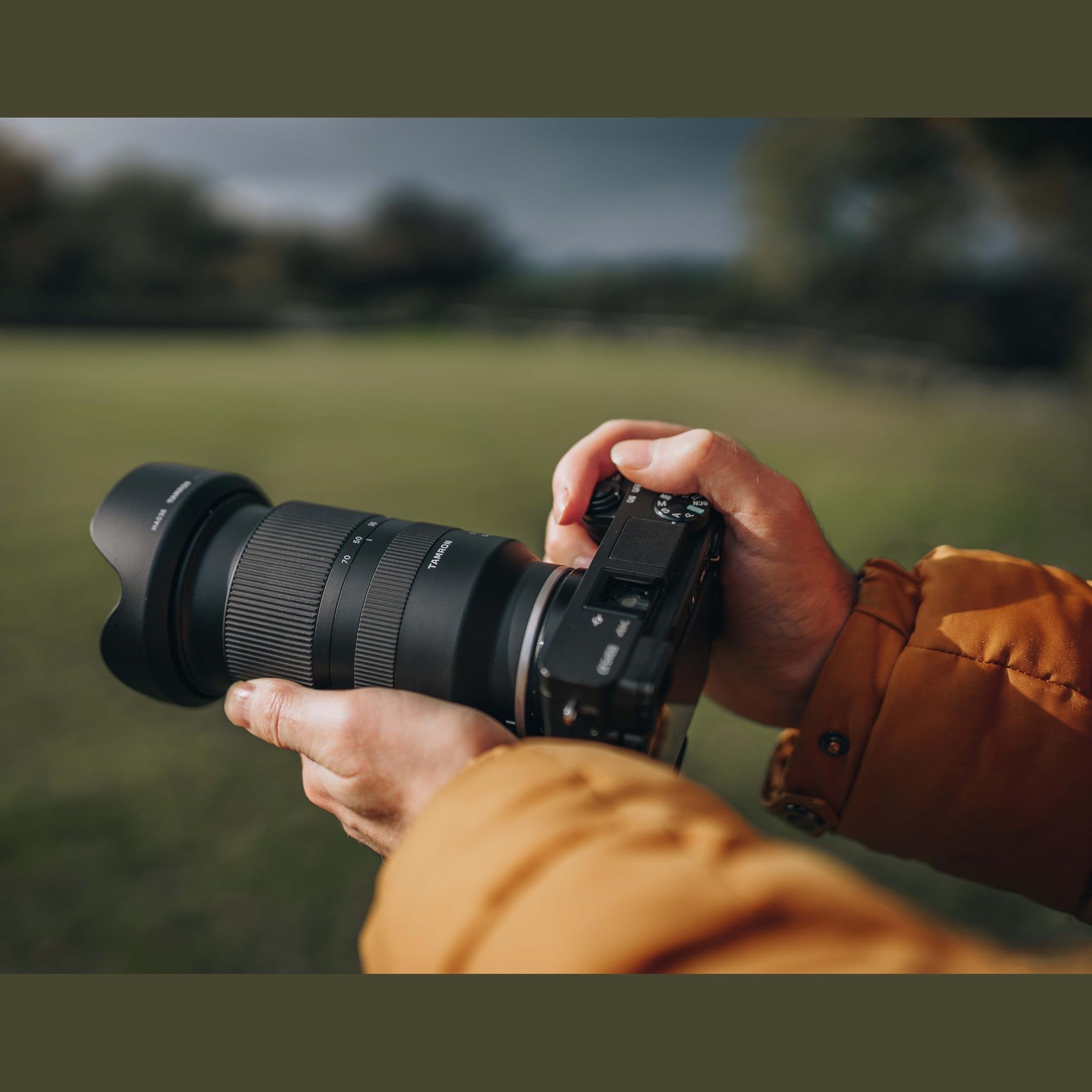 Tamron 17-70mm f/2.8 Di III-A VC RXD Lens for Sony E APS-C Mirrorless Cameras